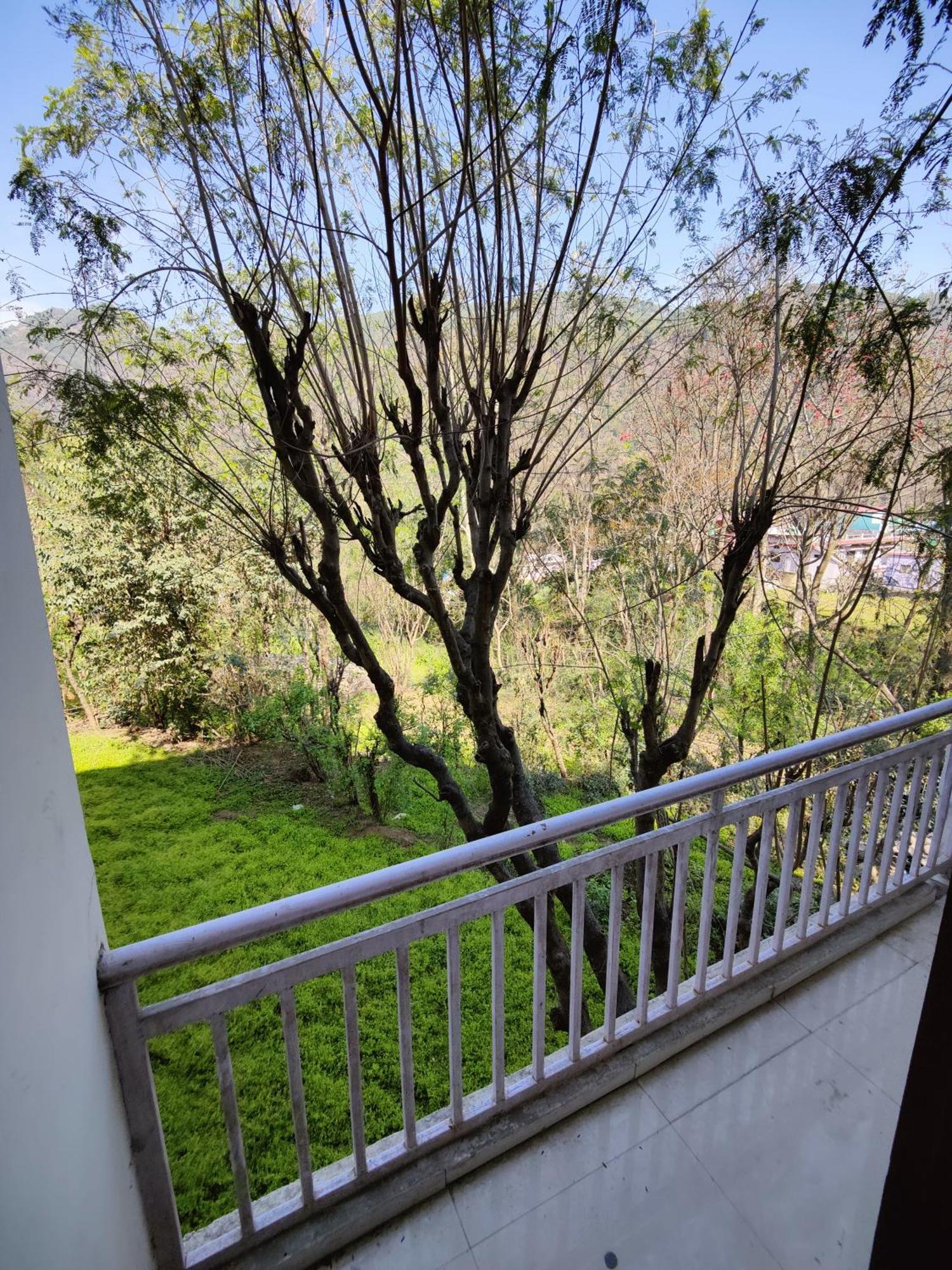Alaknanda Motel & Restaurant Rudraprayāg Kültér fotó